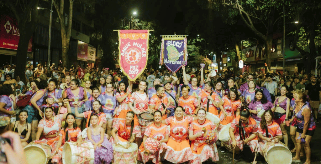 Carnaval da Brasil chega à 4ª edição e deve reunir cerca de 1.500 foliões em Foz do Iguaçu