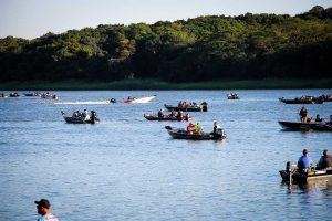 Oficinas regionais vão discutir turismo náutico na região lindeira ao lago de Itaipu