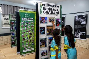 20ª Semana Cultural Indígena leva mais de 7 mil pessoas à escola da aldeia Añetete