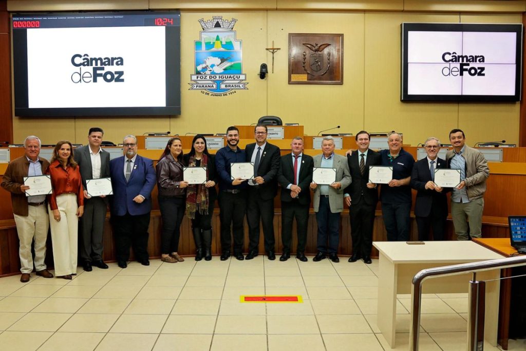 Prêmio Destaque do Turismo: Câmara de Foz homenageia profissionais