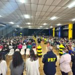 PRF leva ação lúdica de educação de trânsito para crianças em Guaíra