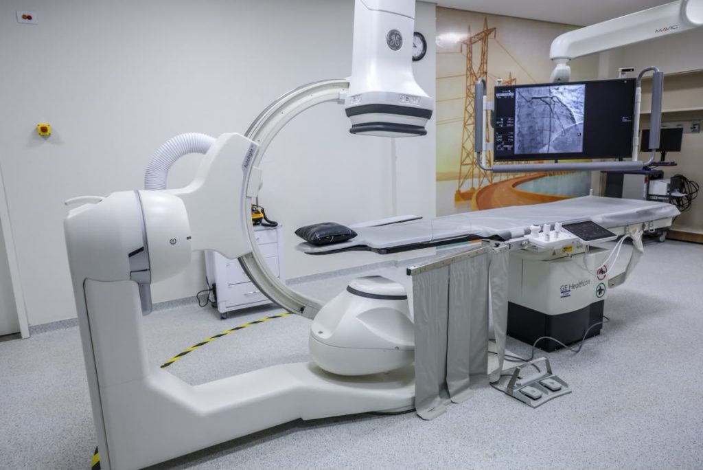 Itaipu entrega equipamentos ao HONPAR e amplia atendimento hospitalar para 39 municípios do Paraná
