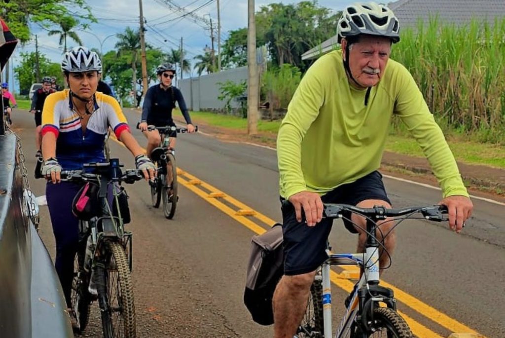 Pedal Solidário une aventura, cachoeiras e solidariedade em apoio à Bike Center Foz