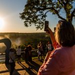 Parque Nacional do Iguaçu libera horários ampliados e datas extras para a experiência Pôr do Sol das Cataratas