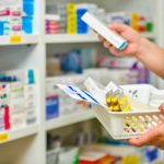 Projeto aprovado na Câmara permite acesso a medicamentos do SUS com prescrição particular