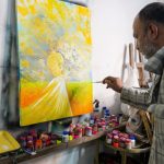 Orlando Rodrigues revela o divino presente no cotidiano por meio da arte