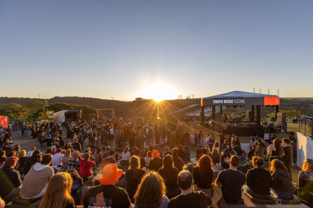 Itaipu Rock Festival reúne mais de 5 mil pessoas em sua primeira edição