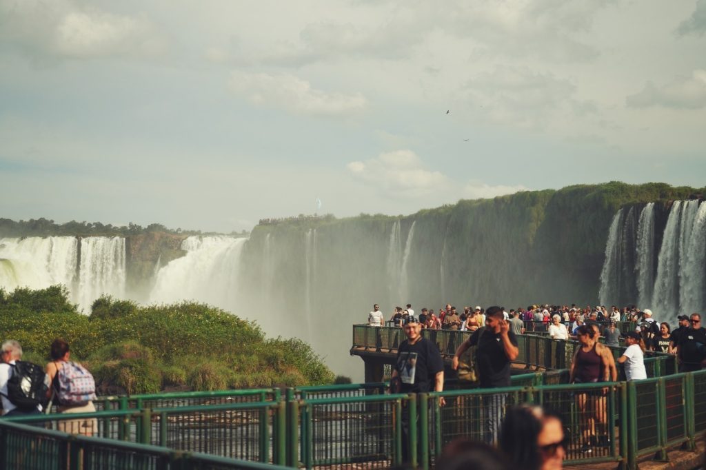 Com mais de 1 milhão de visitantes no primeiro semestre, Parque Nacional do Iguaçu se consolida como plataforma de live marketing para marcas