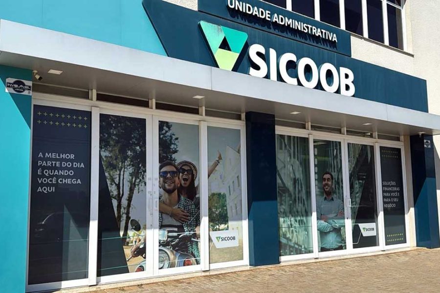 Na live, Sicoob irá sortear 25 vales-poupança, com valores de R$ 1 mil a R$ 5 mil – foto divulgação