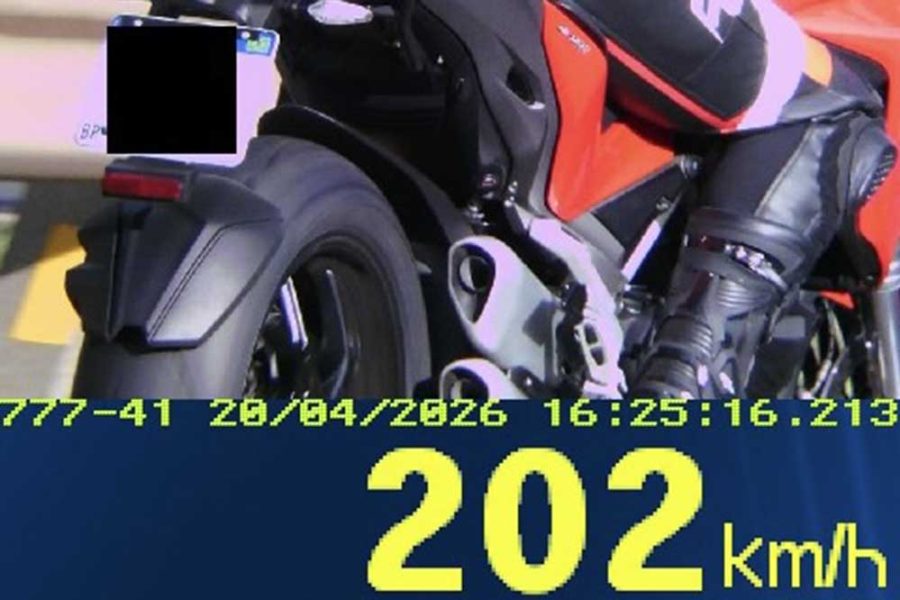 b4b34378-df83-4dd0-a951-67dd97f5937c